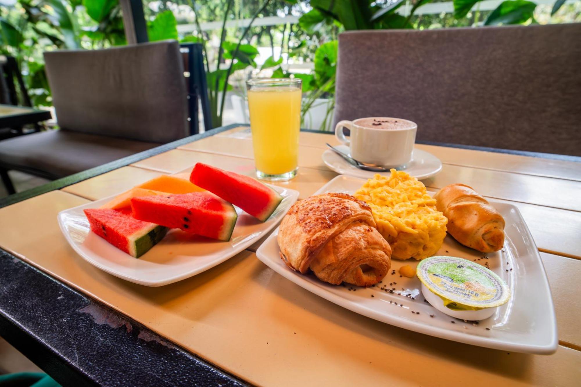 Hotel Ambar Boutique 4*